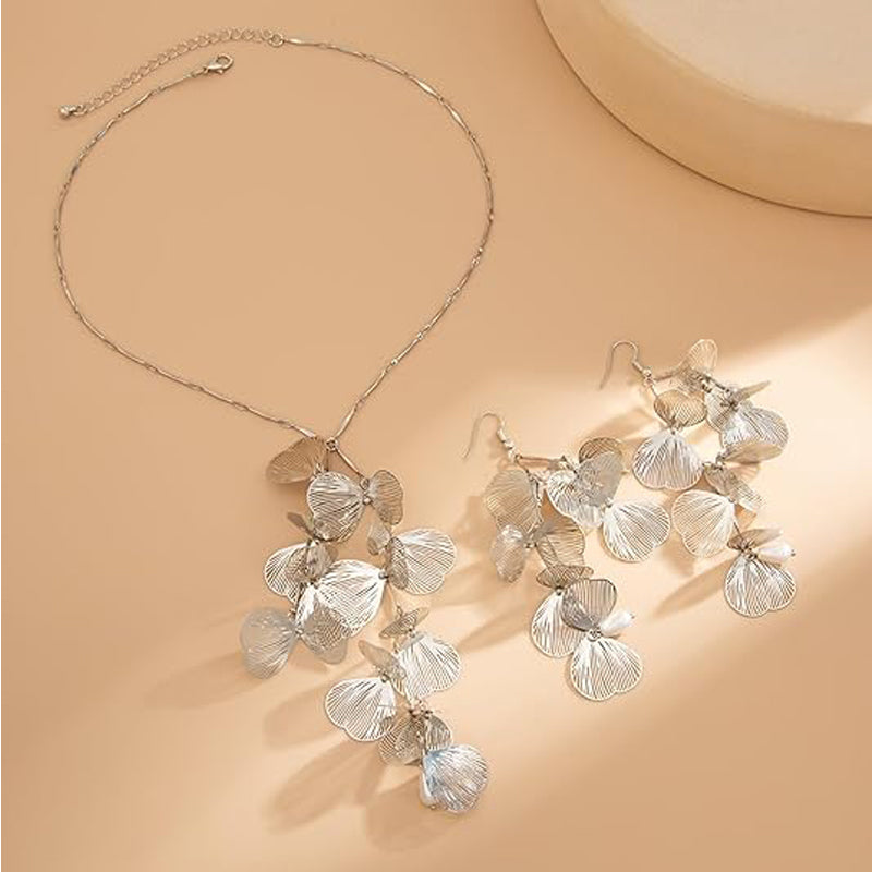Gold Ginkgo Leaf Tassel Choker — Boho Statement Necklace