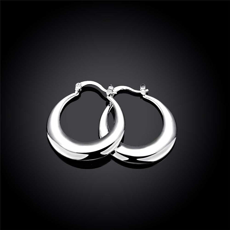 Crescent Moon Silver Earrings — Personalized Minimalist