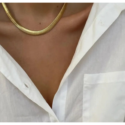 Valerie Necklace - Women's Hypoallergenic Fashion Jewelry in Stainless Steel with 18K Gold Plating, Water Resistant