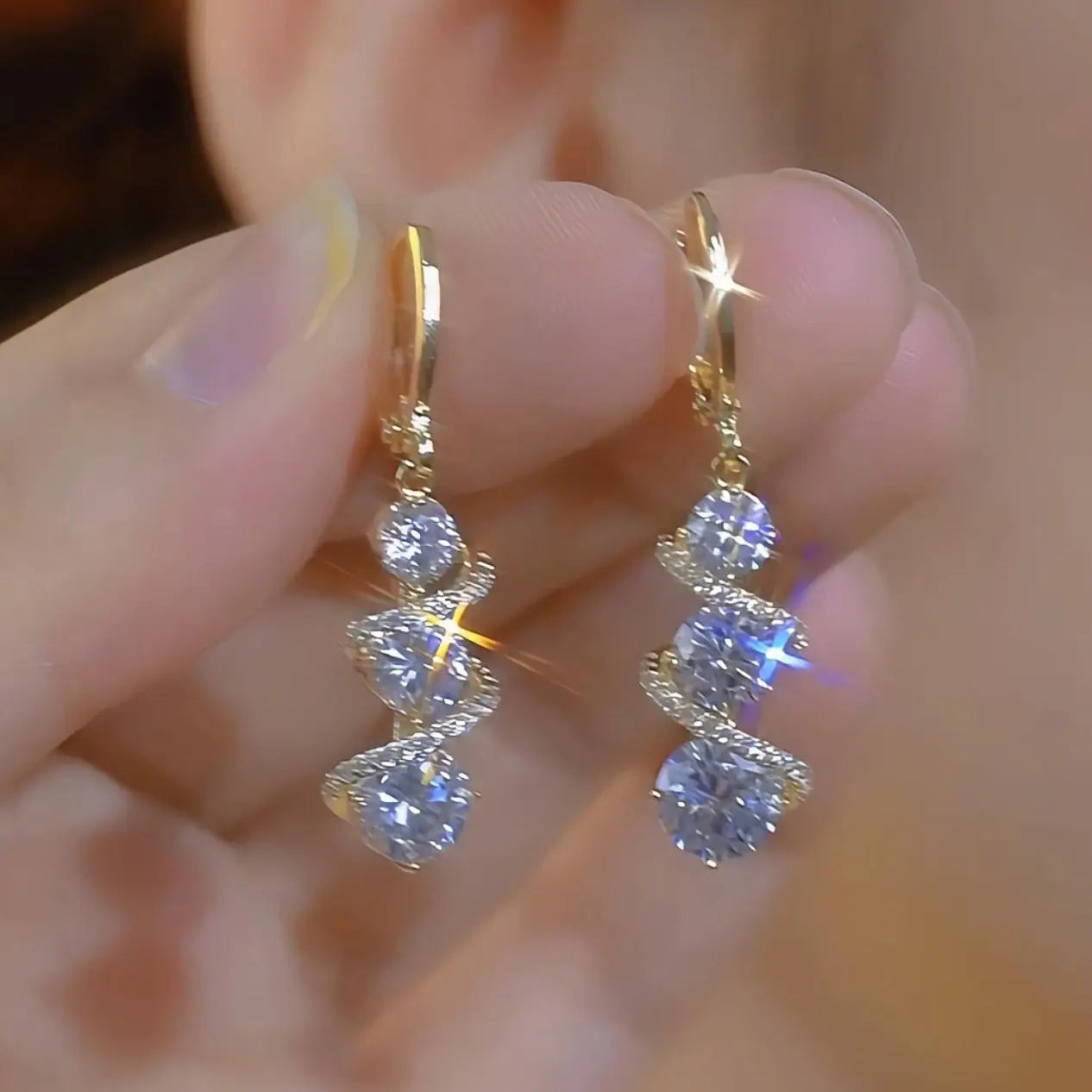 Lisizen Hot Selling New European and American Luxury Fashion Versatile Zircon Earrings Classic Temperament High-End Long Tassel Earrings for Women DZEH5444