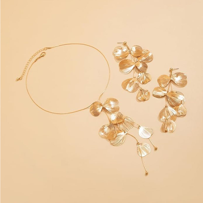 Gold Ginkgo Leaf Tassel Choker — Boho Statement Necklace